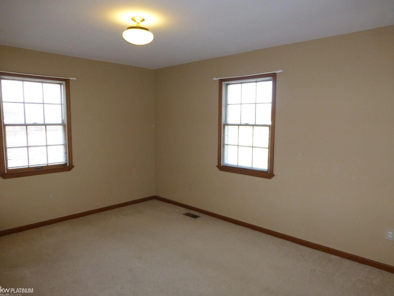 8151 Division Road Casco, MI 48064 - Photo 29 of 72