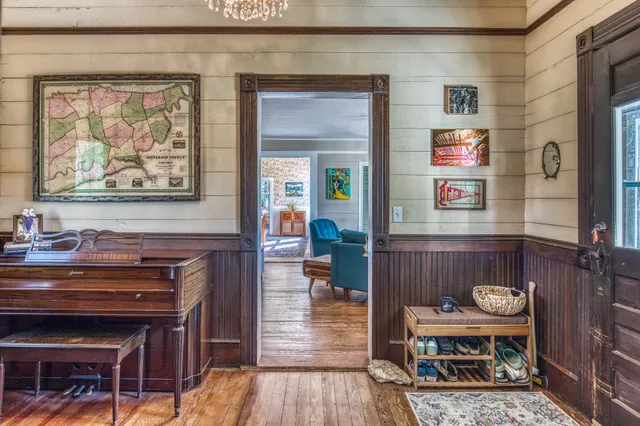 $795,000 | 20984 Farm To Market Road 1094, New Ulm, TX 78950