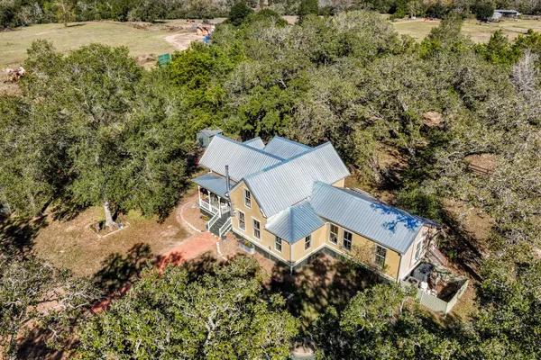 $775,000 | 20984 Farm To Market Road 1094, New Ulm, TX 78950
