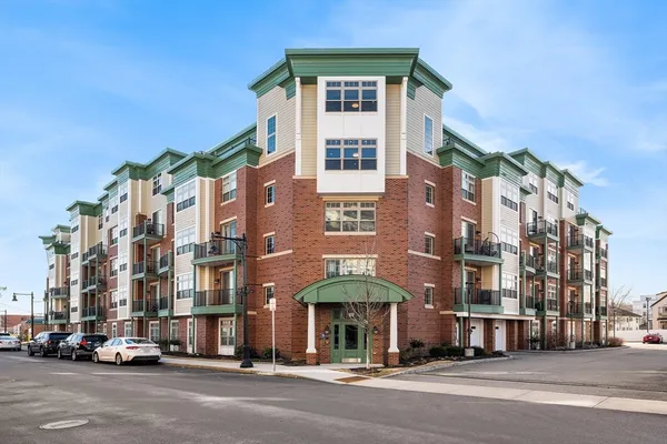 $645,000 | 69 Foundry Street, Unit 310, Wakefield, MA 01880