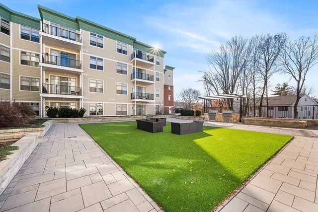 $645,000 | 69 Foundry Street, Unit 310, Wakefield, MA 01880