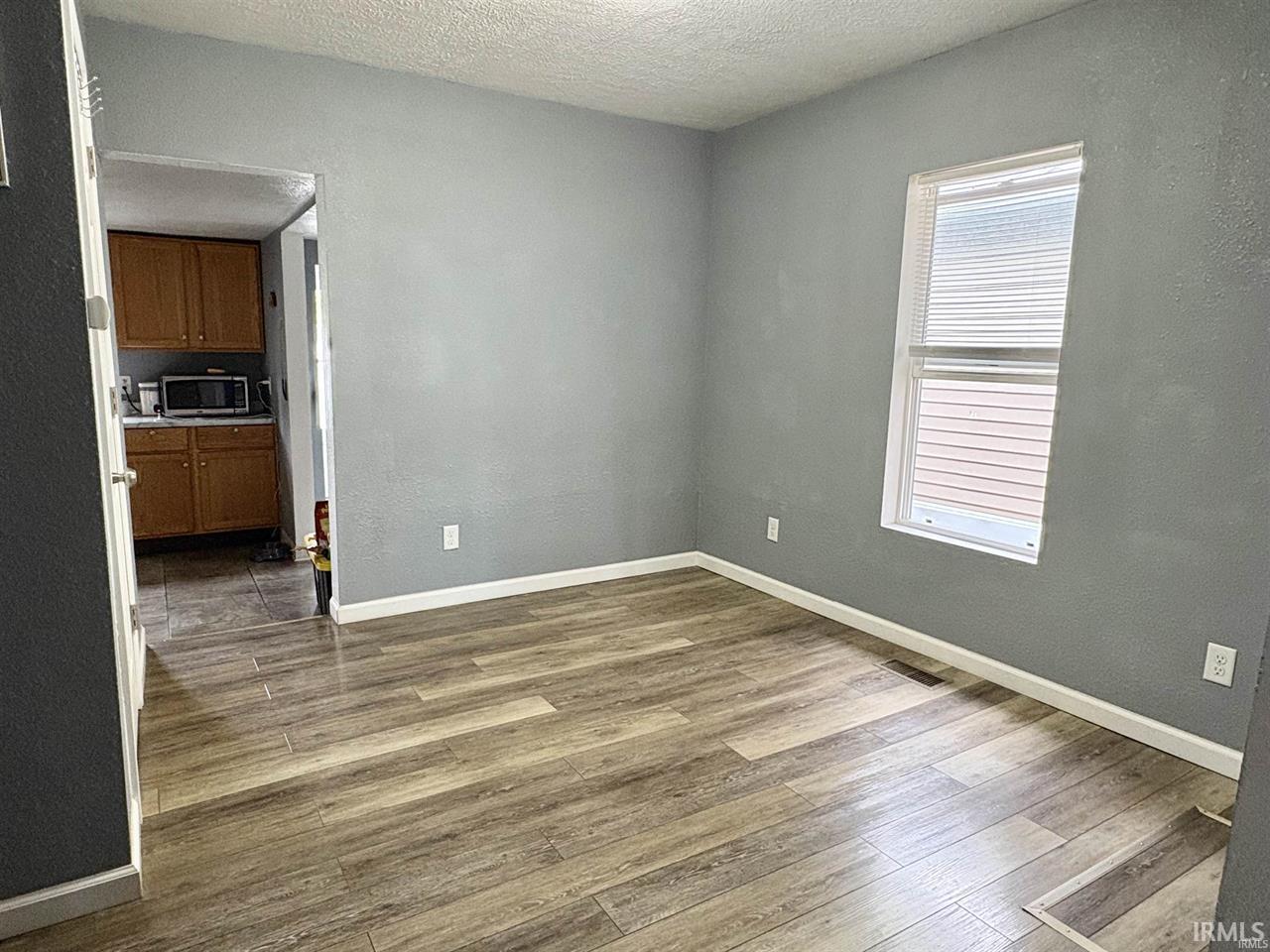 210 West Jay Street Dunkirk, IN 47336 - Photo 20 of 29