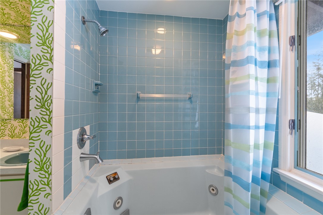 18 Edgewood Road Seneca Falls, NY 13148 - Photo 39 of 50