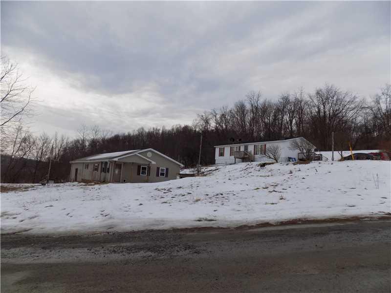 833 County Road Loyalhanna, PA 15681 - Photo 1 of 4 Exterior Front.