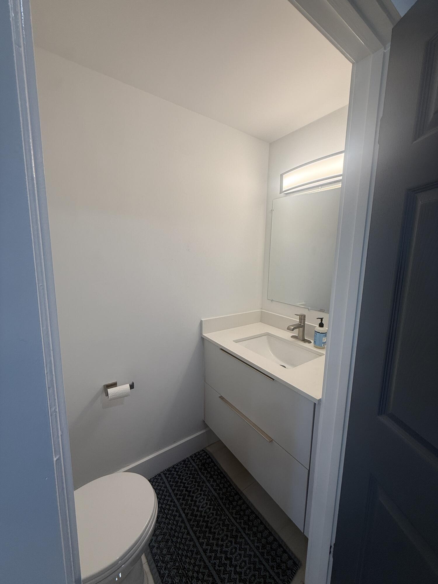 972 Jeffery Street Boca Raton, FL 33487 - Photo 10 of 13 6