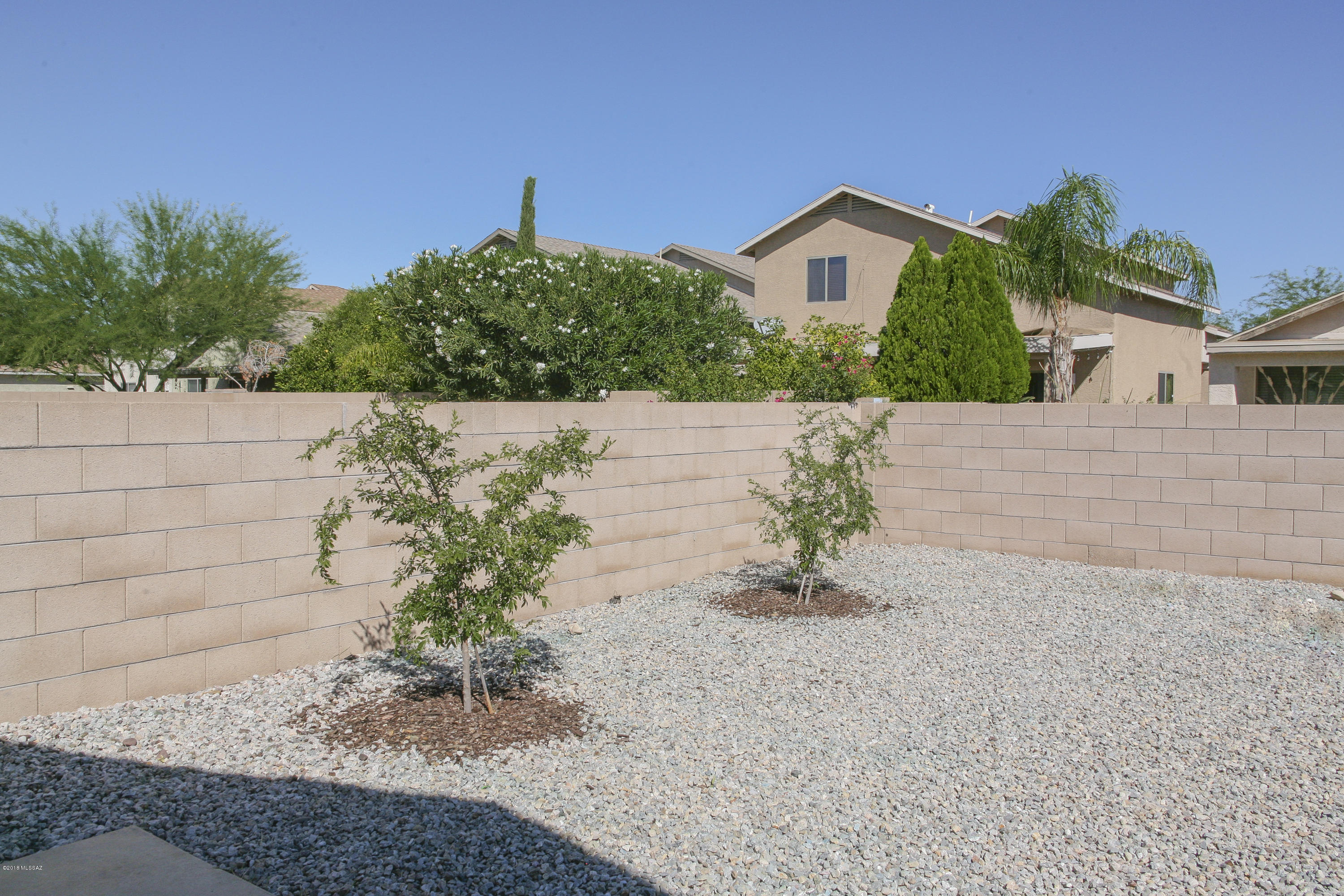 2422 West Rau River Road Tucson, AZ 85705 - Photo 16 of 18