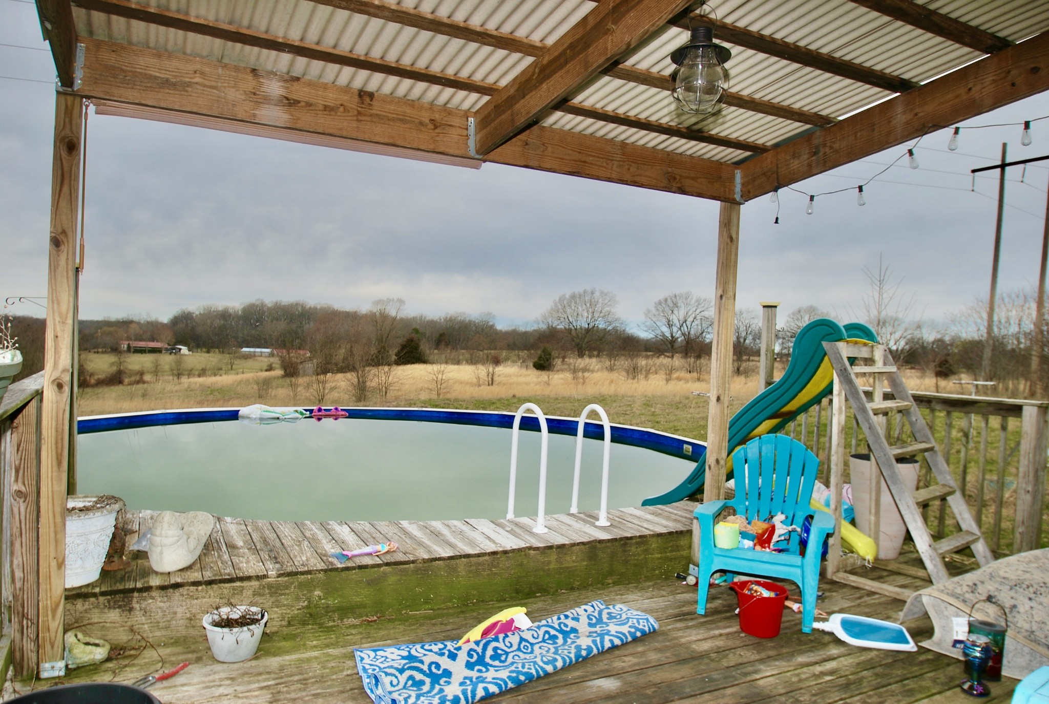 6006 Valley Road Springfield, TN 37172 - Photo 3 of 15 a view of a swimming pool with lounge chair