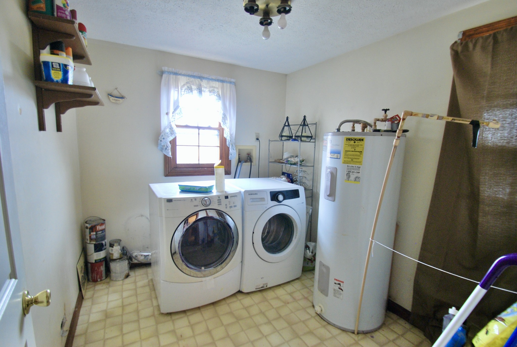 6006 Valley Road Springfield, TN 37172 - Photo 9 of 15 a utility room with dryer and washer