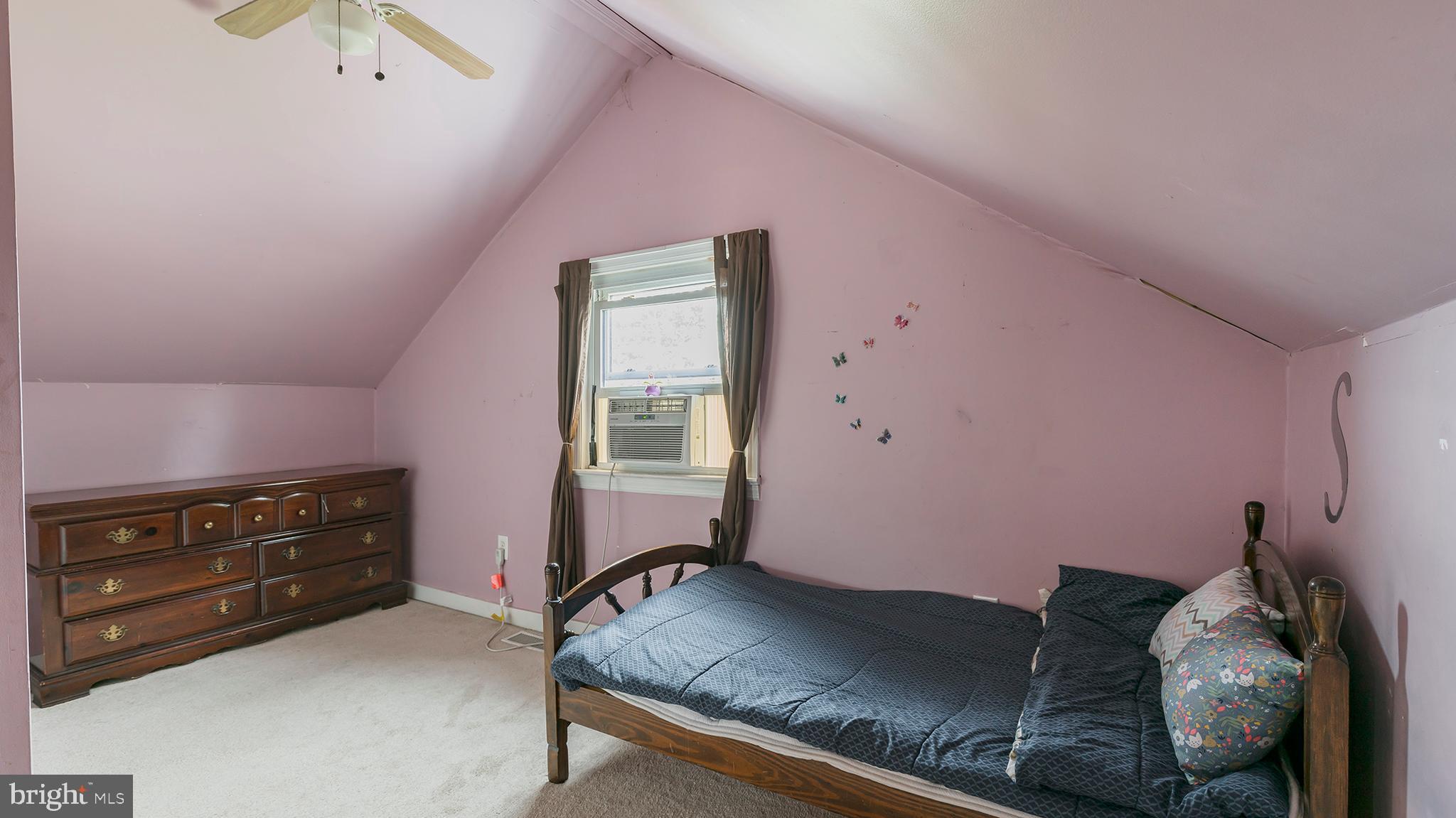 2285 Newport Road Manheim, PA 17545 - Photo 21 of 26 2nd Bedroom (2nd floor)