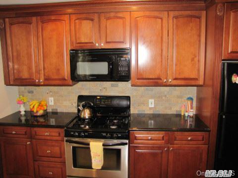 41 Berwick Road Hewlett, NY 11557 - Photo 1 of 1