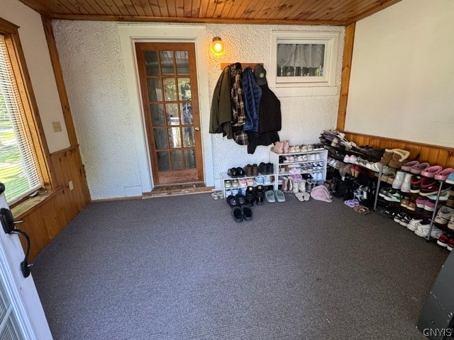 502 Broad Street Oneida, NY 13421 - Photo 29 of 43 Apartment - mudroom entry