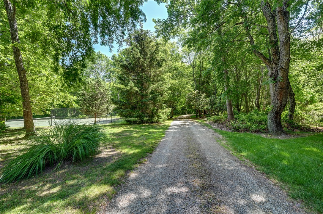 1163 North Main Road Jamestown, RI 02835 - Photo 3 of 50 Gallery Image 3