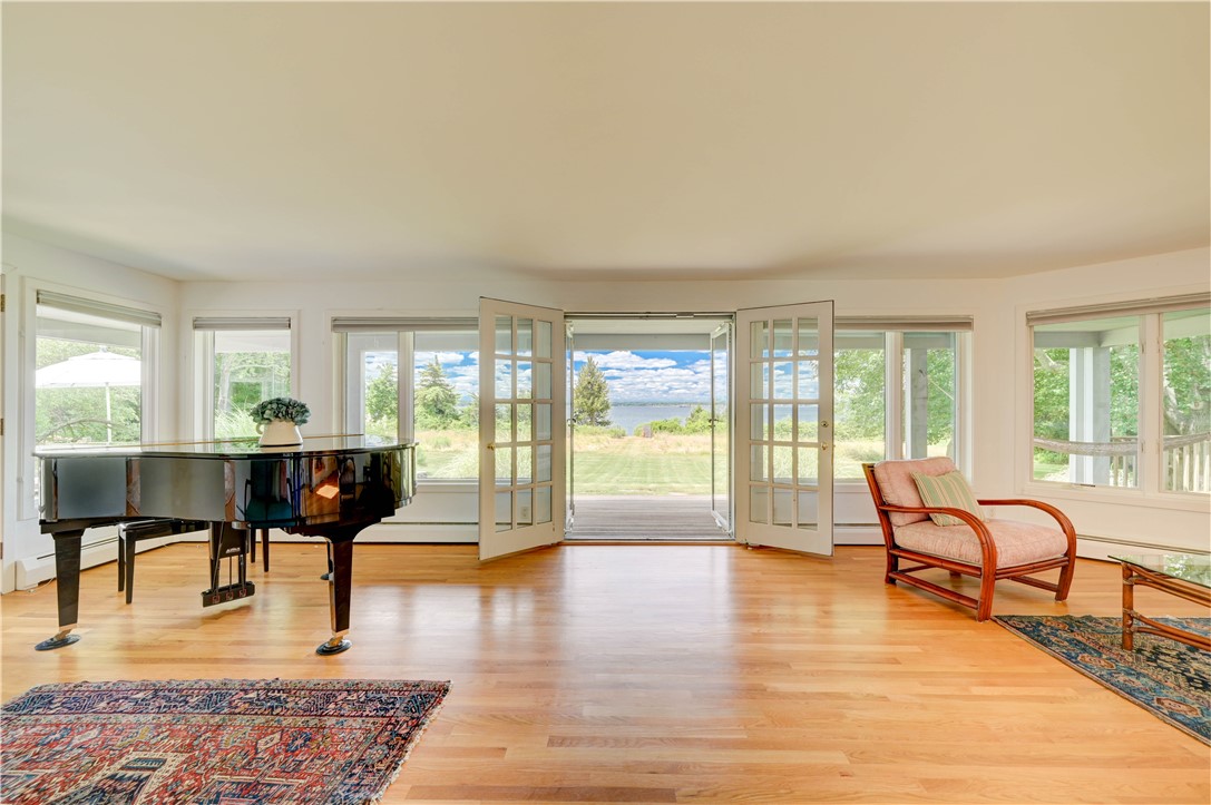 1163 North Main Road Jamestown, RI 02835 - Photo 8 of 50 Gallery Image 8