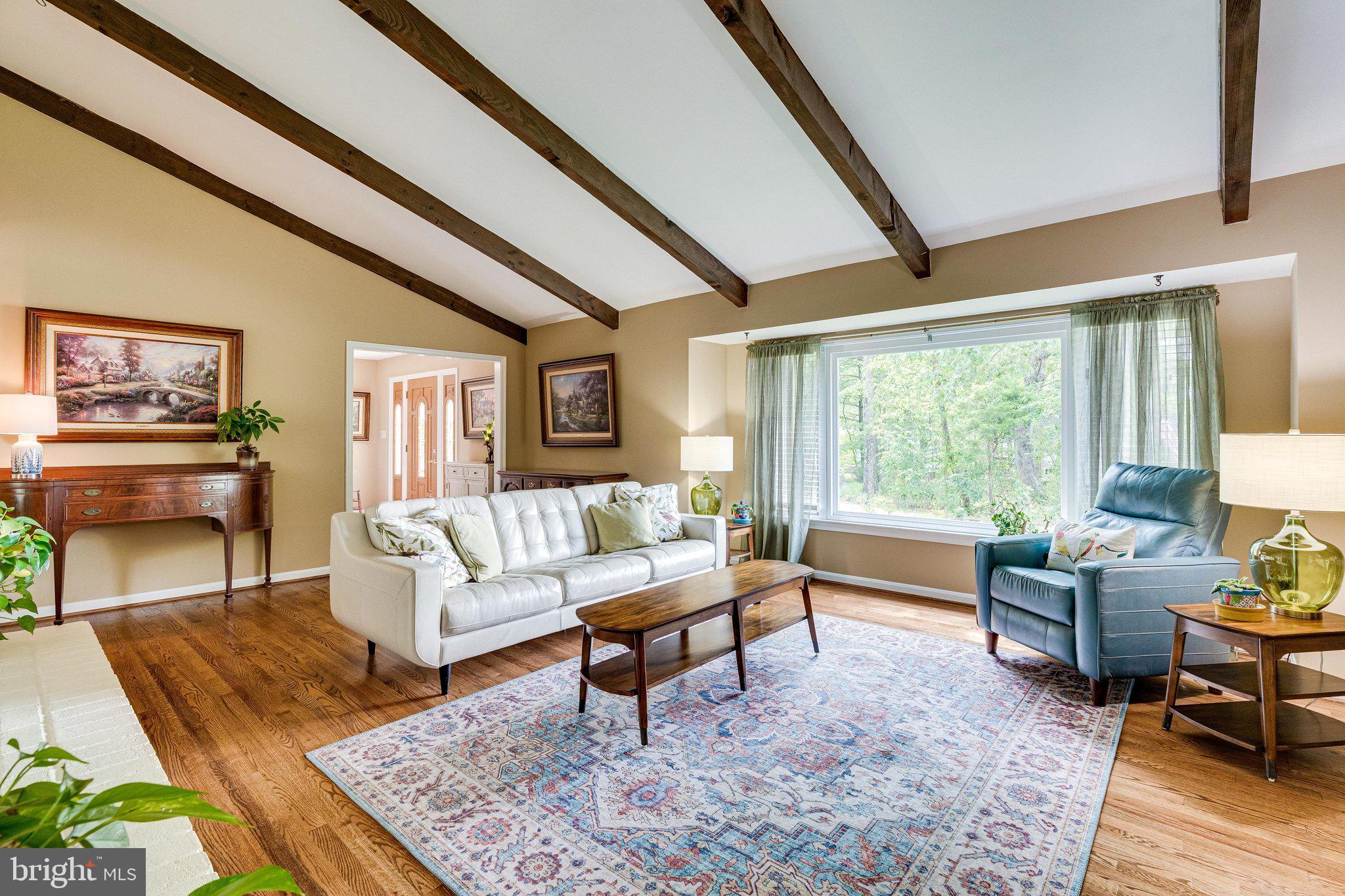 17182 Clarksridge Road Leesburg, VA 20176 - Photo 11 of 38 Gorgeous beamed ceilings