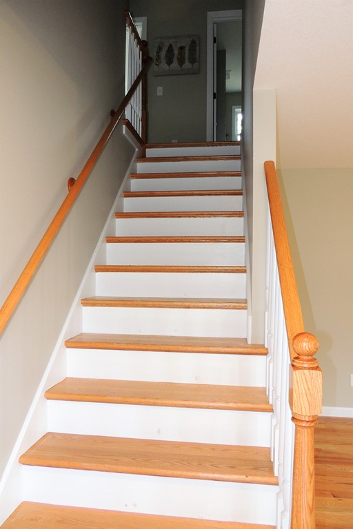 54 Palmyra Street Springfield, MA 01118 - Photo 12 of 22