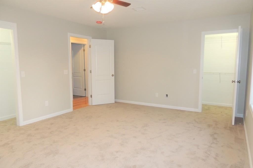 54 Palmyra Street Springfield, MA 01118 - Photo 20 of 22