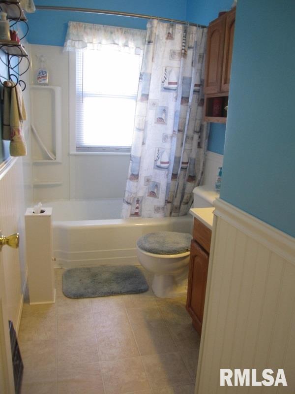 2306 3rd Street Moline, IL 61265 - Photo 5 of 13 Gallery Image 5