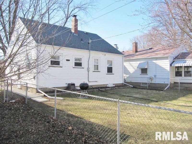 2306 3rd Street Moline, IL 61265 - Photo 9 of 13 Gallery Image 9