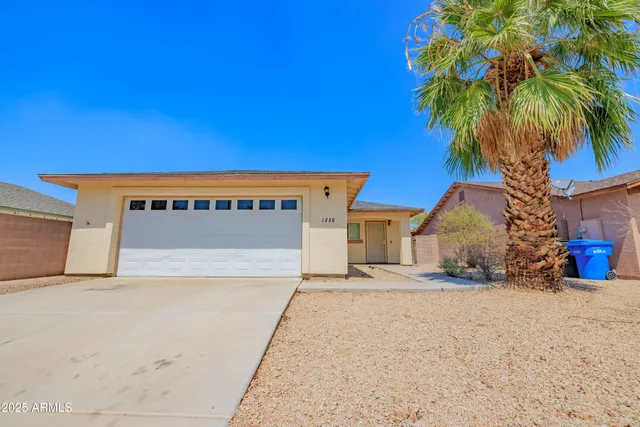 $2,200 | 1238 East Fremont Road, Phoenix, AZ 85042