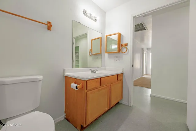 $2,200 | 1238 East Fremont Road, Phoenix, AZ 85042