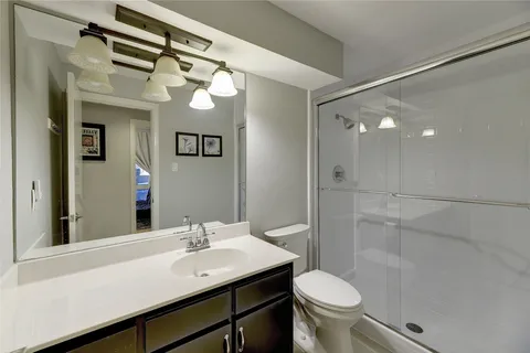 $4,950 | 1735 Spyglass Drive, Unit 117, Austin, TX 78746