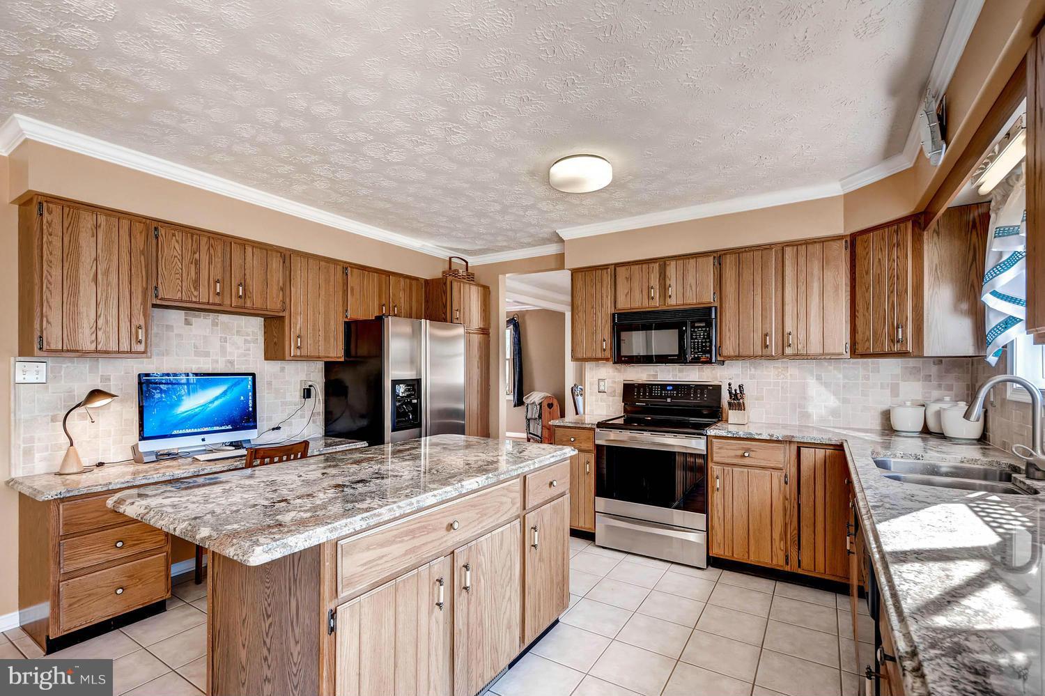 2919 Northwind Road Baltimore, MD 21234 - Photo 8 of 30 Kitchen