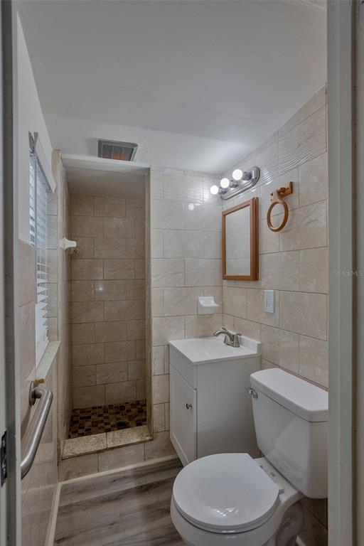 1102 Sunset Point Road Clearwater, FL 33755 - Photo 27 of 37
