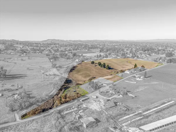 $2,150,000 | 6000 Petersen Road, Sebastopol, CA 95472