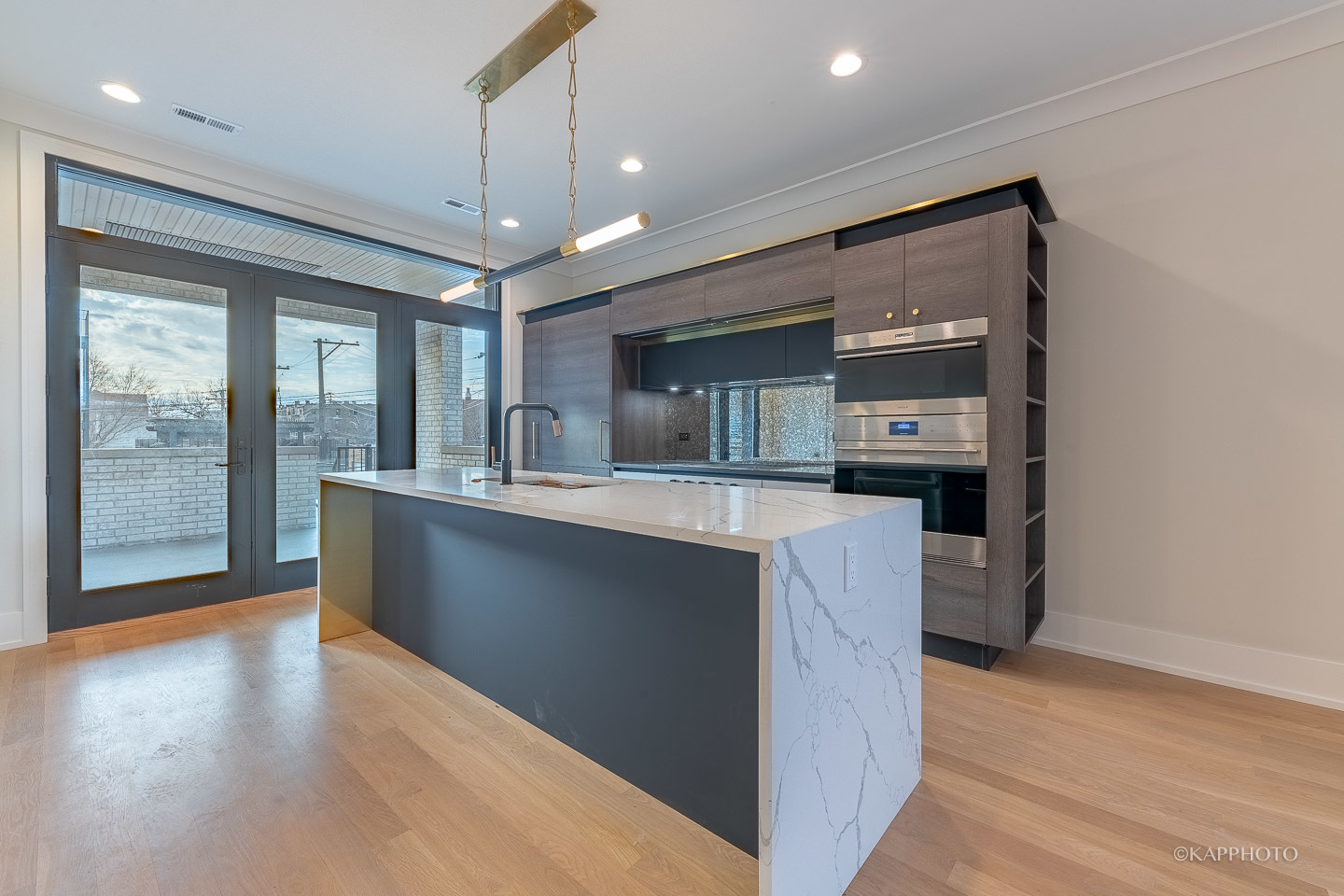 450 North Racine Avenue, Unit 2 Chicago, IL 60642 - Photo 2 of 17