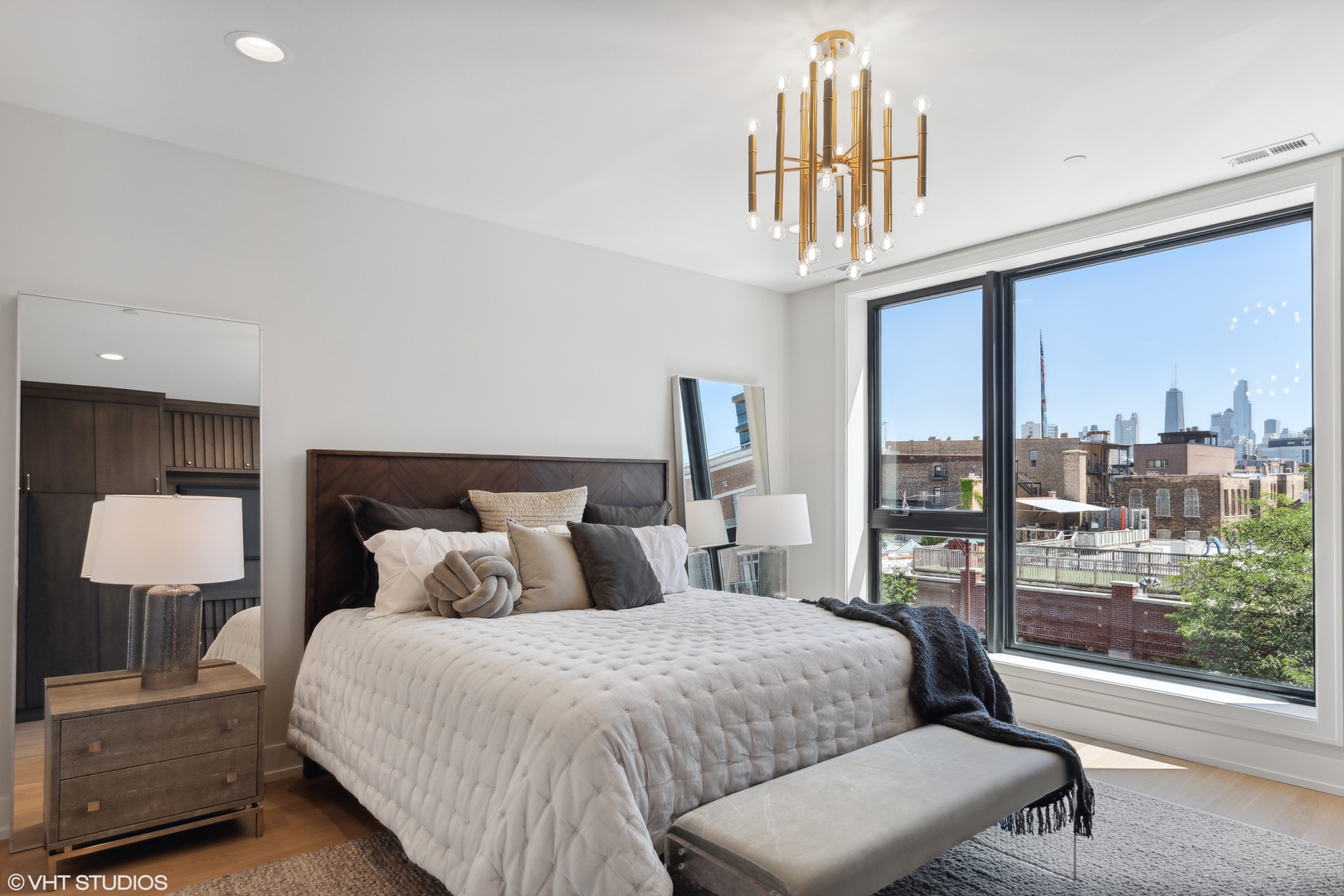 450 North Racine Avenue, Unit 2 Chicago, IL 60642 - Photo 9 of 17