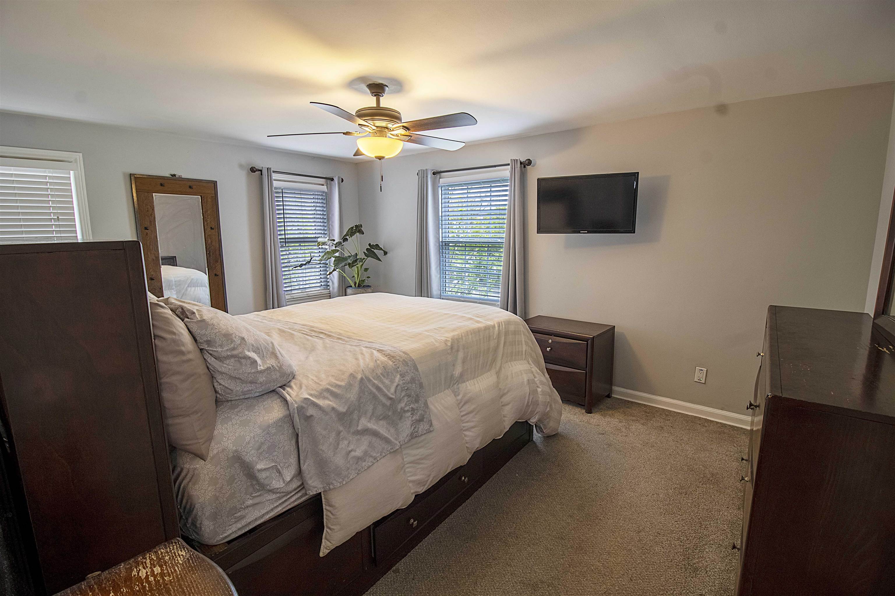 1440 Vernier Road Grosse Pointe Woods, MI 48236 - Photo 25 of 39