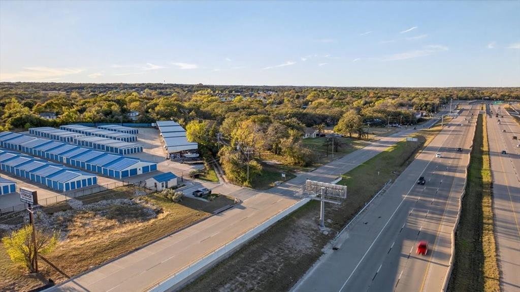 936 Southeast Parkway Azle, TX 76020 - Photo 8 of 14 a view of a balcony with city