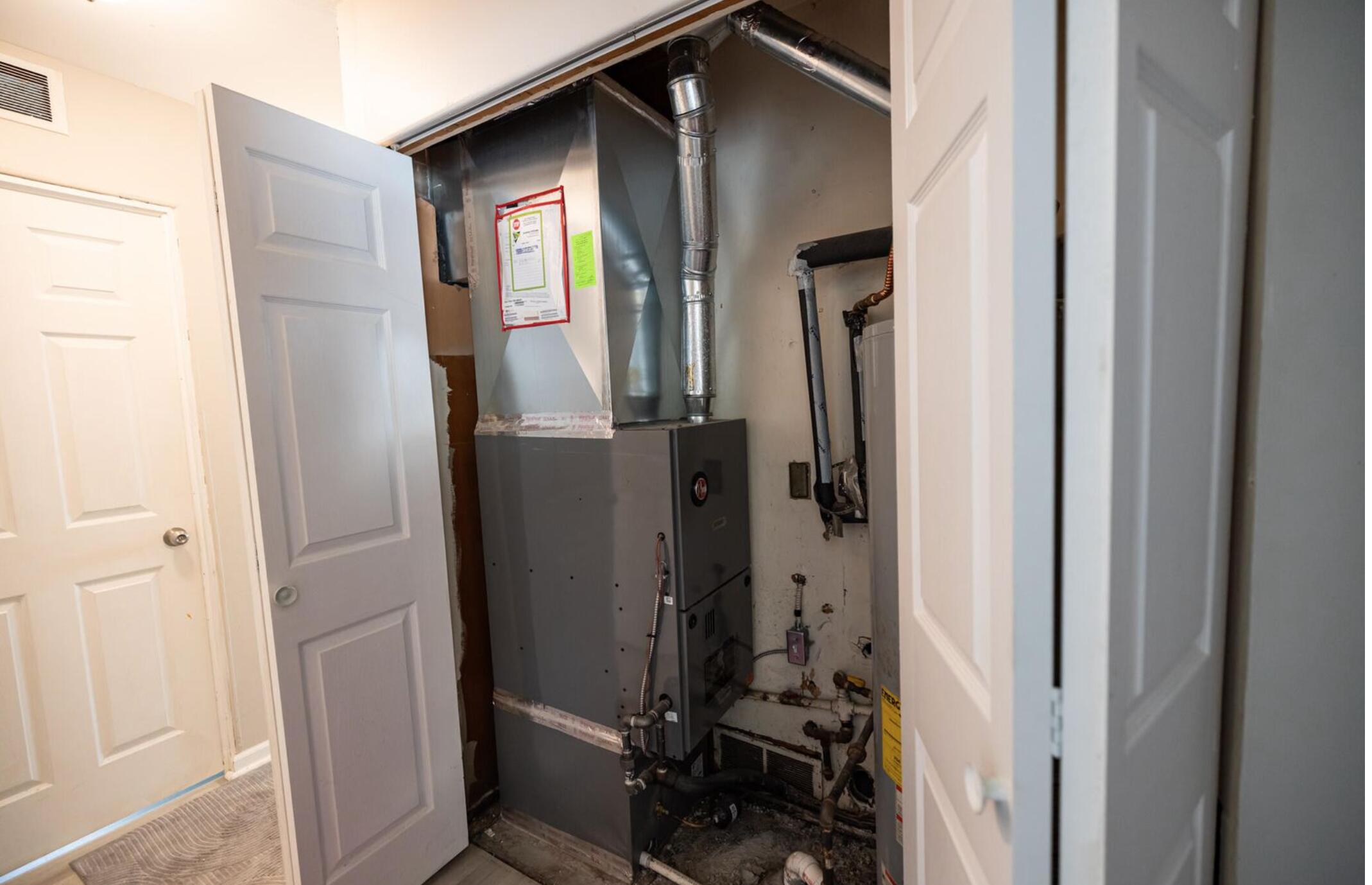 442 North Delaware Street Hobart, IN 46342 - Photo 21 of 21 2138x1378