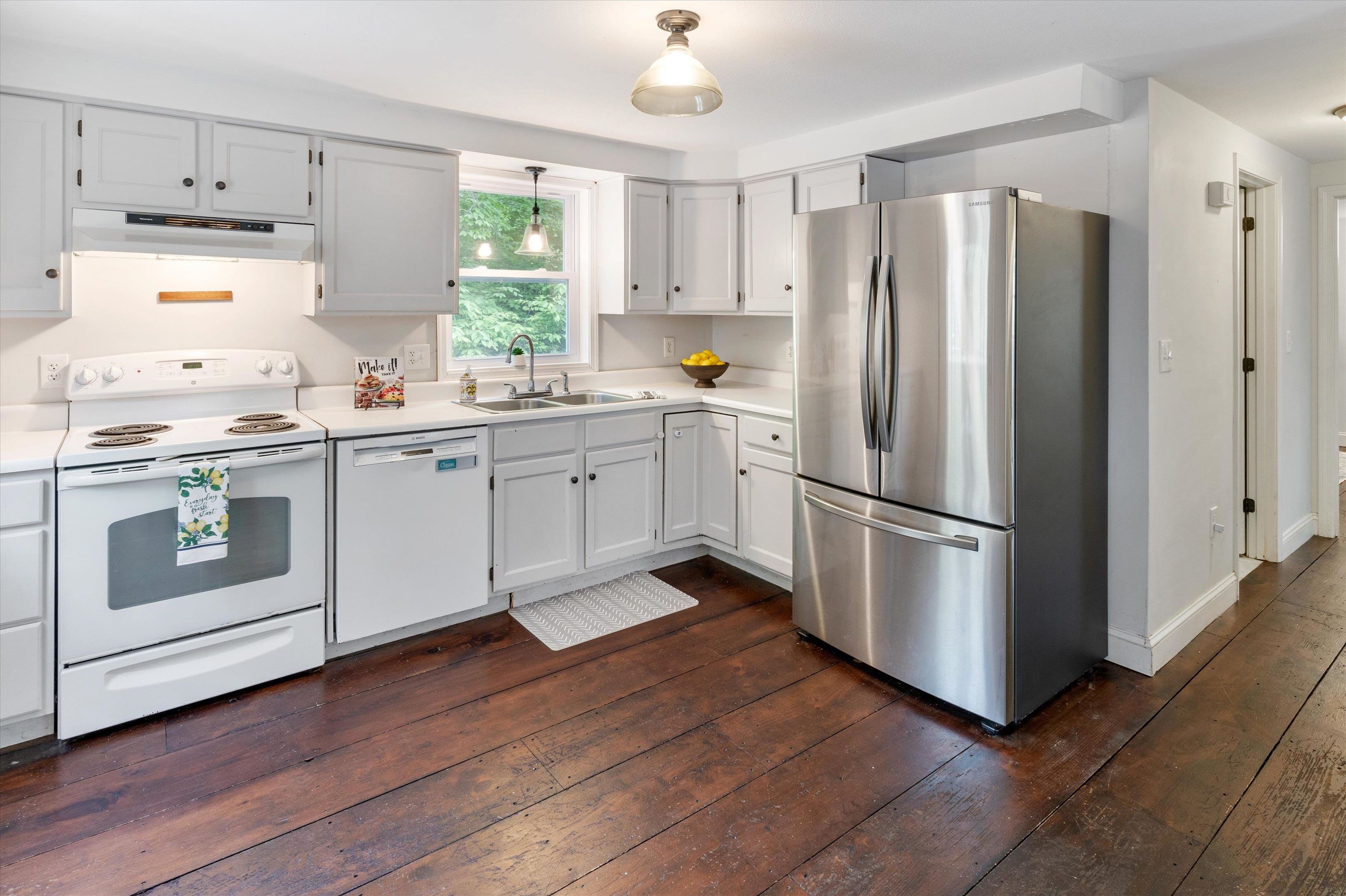 133 Mountain Road Gilmanton, NH 03837 - Photo 6 of 40