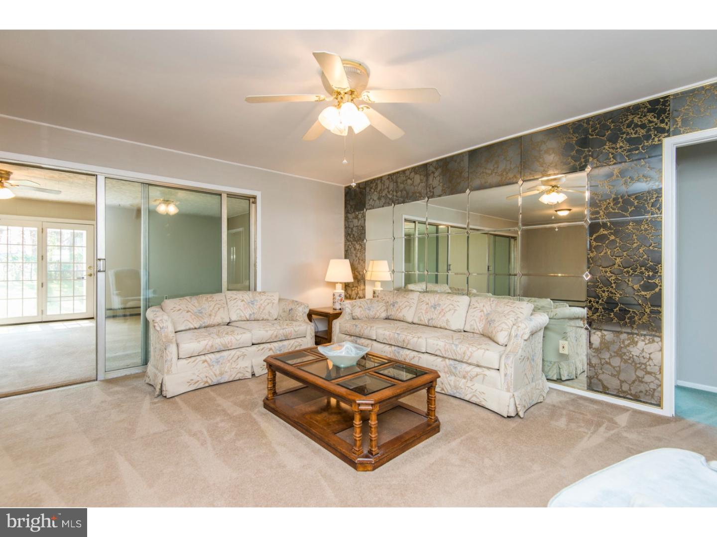 56 Hollow Road Levittown, PA 19056 - Photo 6 of 21 Living Room