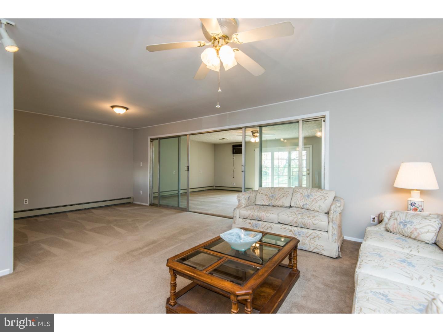 56 Hollow Road Levittown, PA 19056 - Photo 7 of 21 Living Room