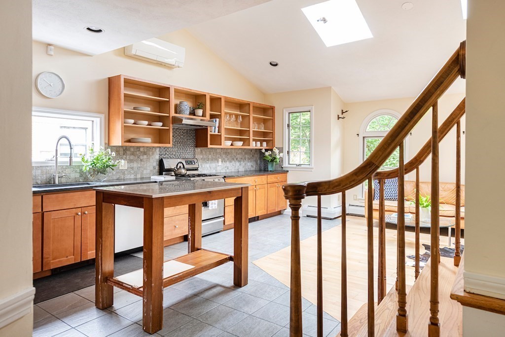 24 Central Street Arlington, MA 02476 - Photo 13 of 32