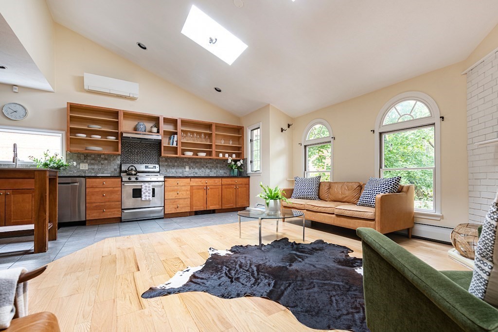 24 Central Street Arlington, MA 02476 - Photo 10 of 32