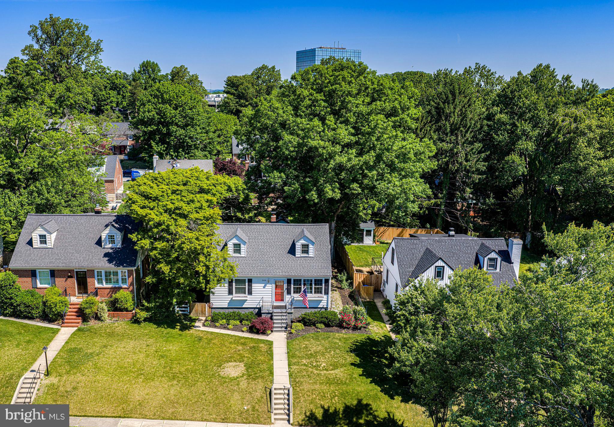 508 Overcrest Road Towson, MD 21286 - Photo 5 of 39