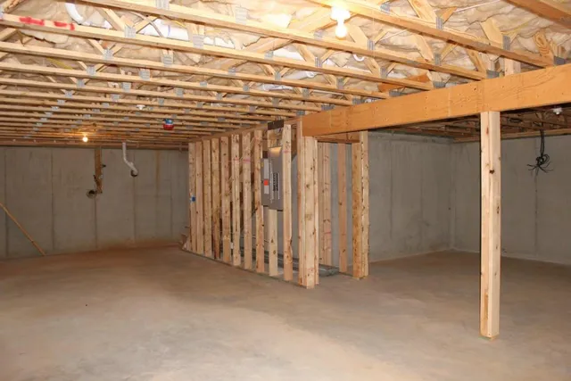 $2,100 | 4301 Chads Park Drive, Powder Springs, GA 30127