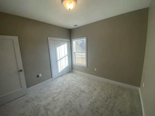 $470,591 | 5914 Forbes Court, Bel Aire, KS 67220