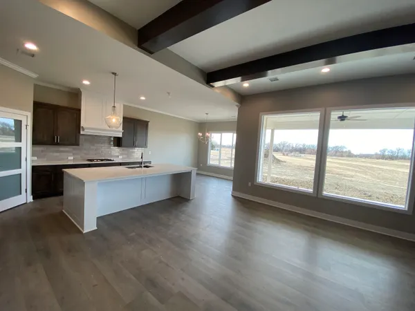 $470,591 | 5914 Forbes Court, Bel Aire, KS 67220