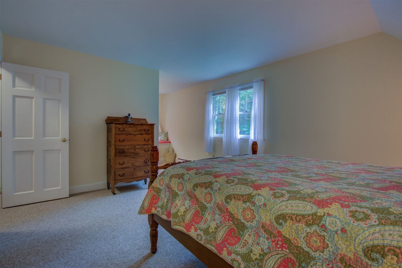 88 Hatfield Road Weare, NH 03281 - Photo 18 of 36 Gallery Image 18