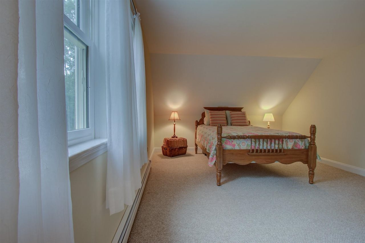 88 Hatfield Road Weare, NH 03281 - Photo 19 of 36 Gallery Image 19