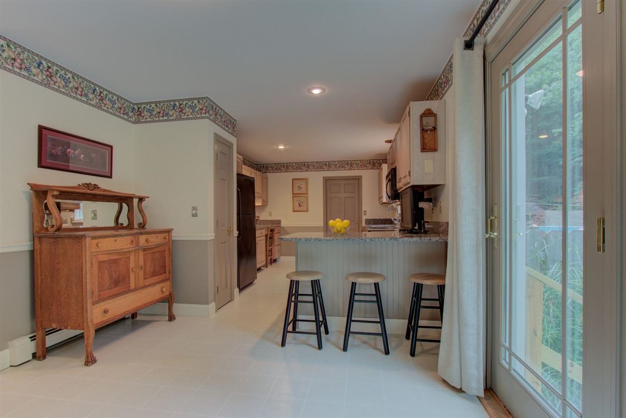88 Hatfield Road Weare, NH 03281 - Photo 3 of 36 Gallery Image 3