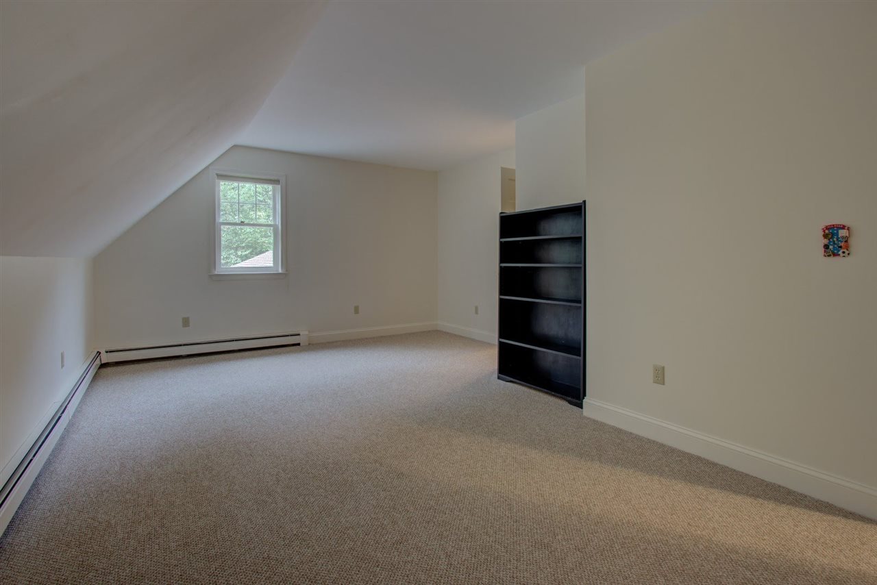 88 Hatfield Road Weare, NH 03281 - Photo 25 of 36 Gallery Image 25