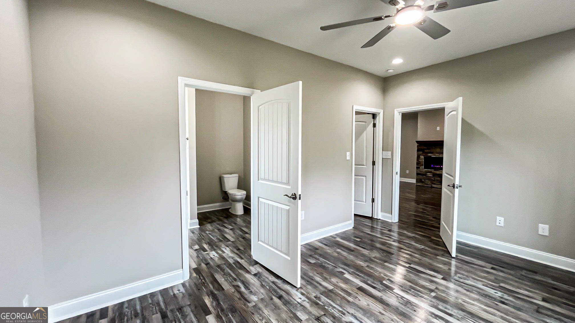 2011 Griffin Road Macon, GA 31216 - Photo 37 of 64 wooden floor in a hall with an entryway