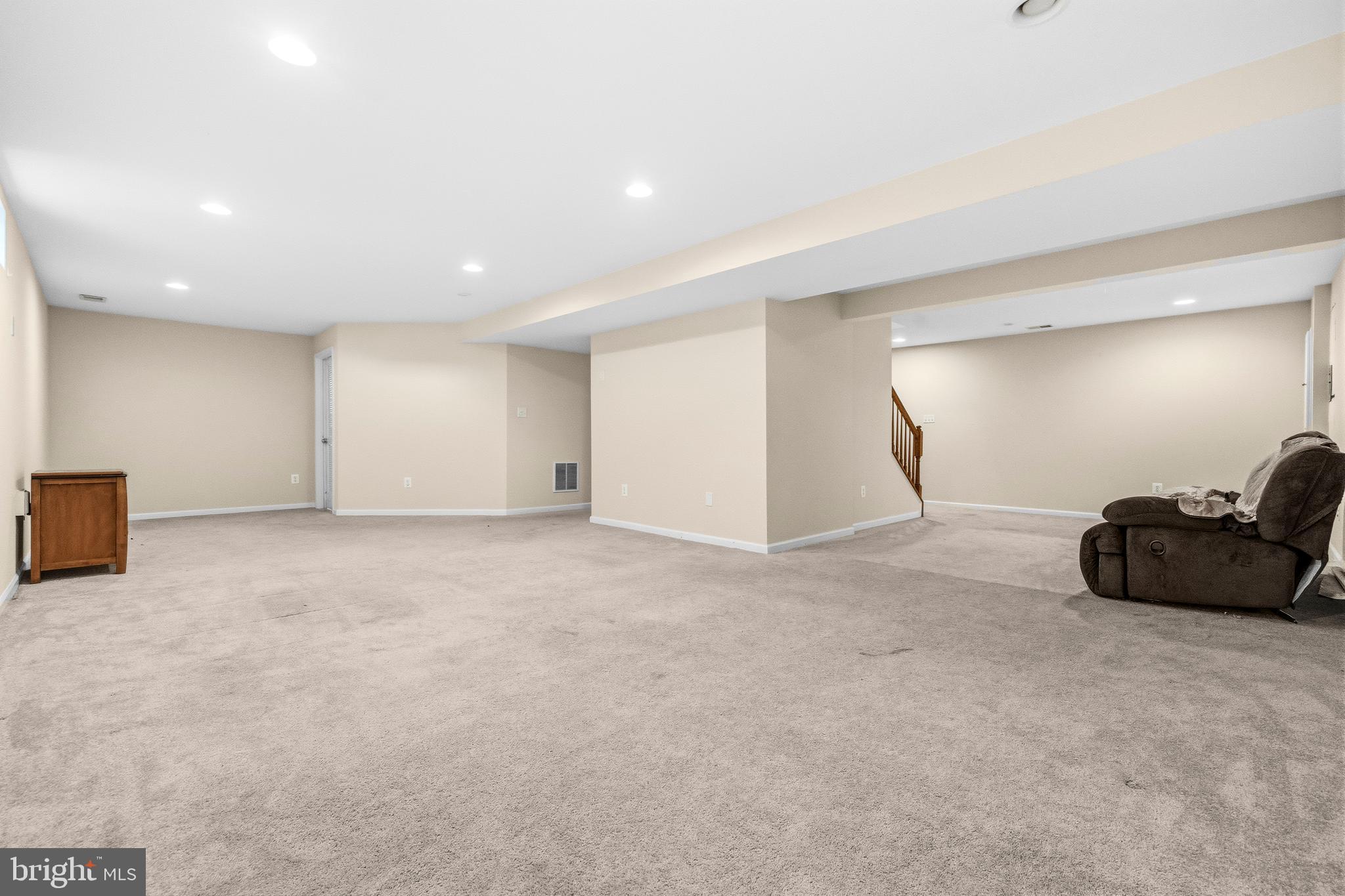 10 Fiona Way Brunswick, MD 21758 - Photo 33 of 45