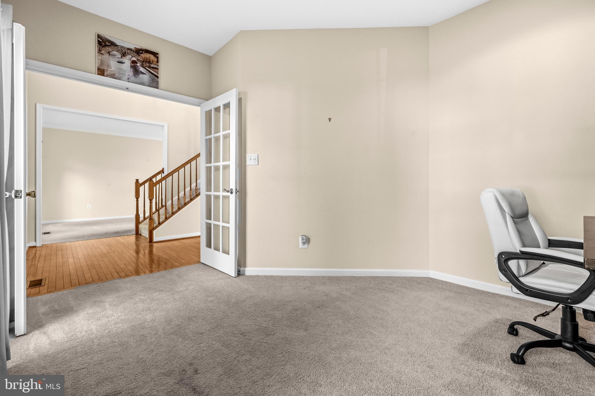 10 Fiona Way Brunswick, MD 21758 - Photo 4 of 45