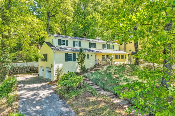 $589,000 | 3010 Rosalind Avenue Southwest, Roanoke, VA 24014
